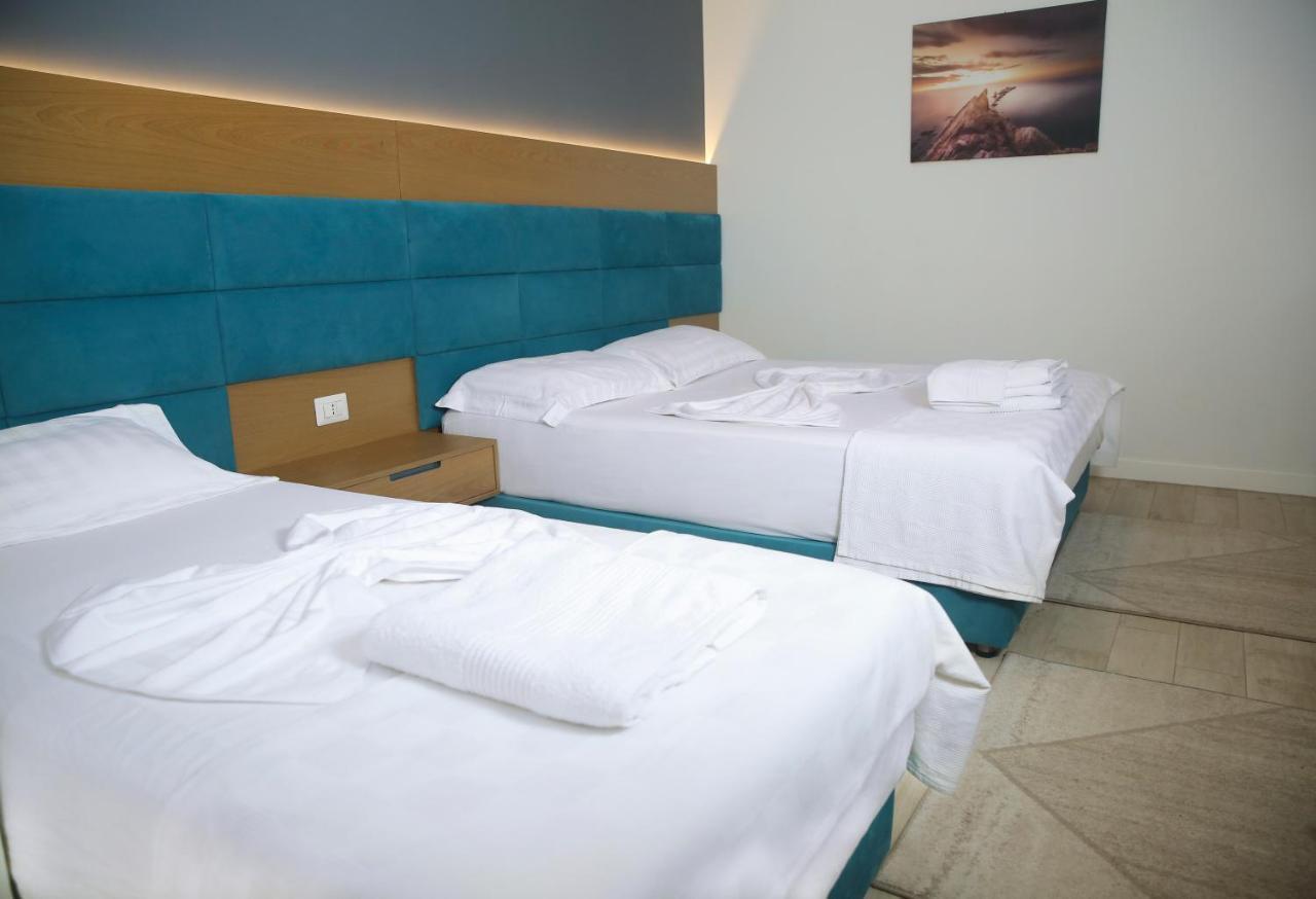Domus Hotel & Apartments Shëngjin Eksteriør bilde