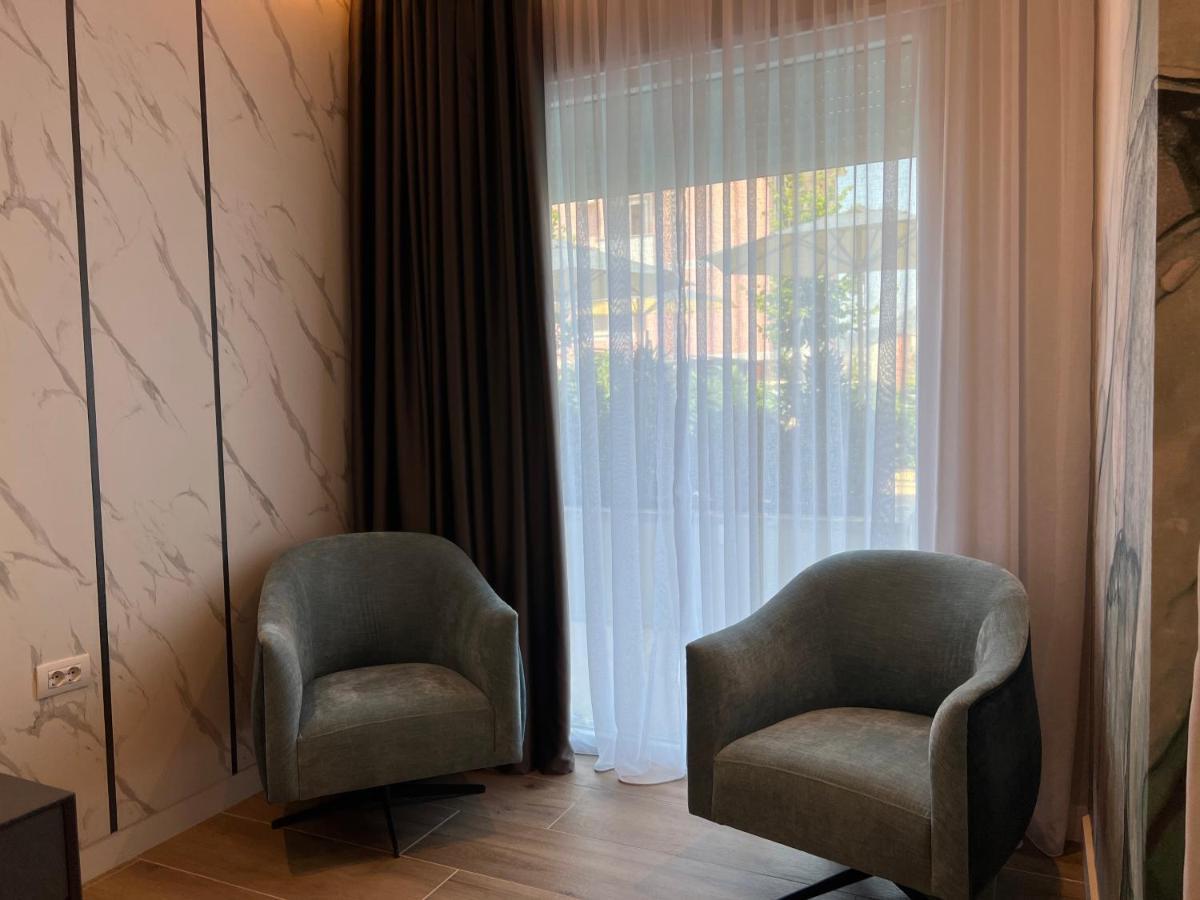 Domus Hotel & Apartments Shëngjin Eksteriør bilde