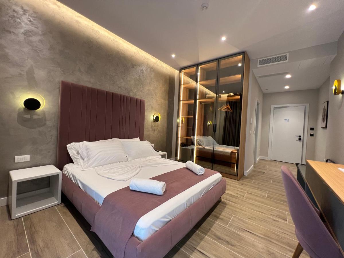 Domus Hotel & Apartments Shëngjin Eksteriør bilde