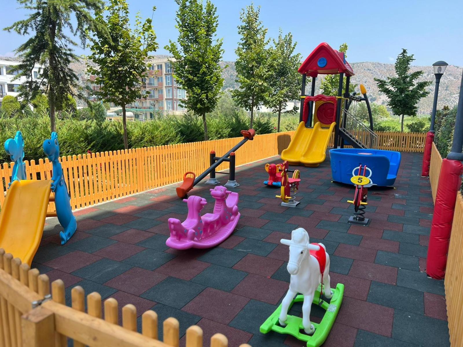 Domus Hotel & Apartments Shëngjin Eksteriør bilde