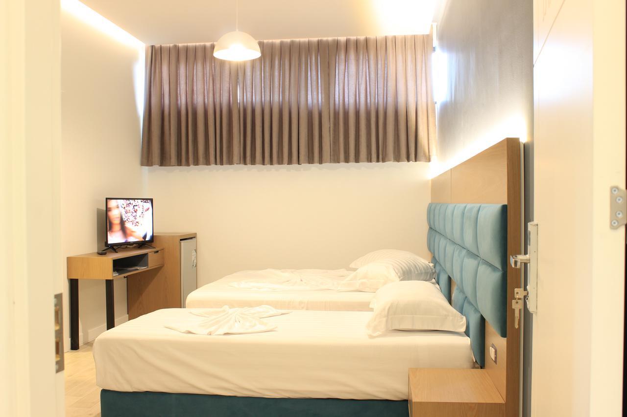 Domus Hotel & Apartments Shëngjin Eksteriør bilde